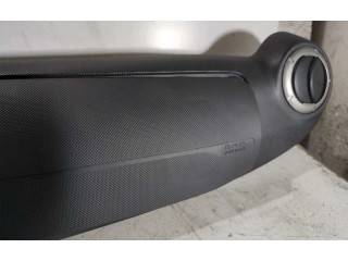 Подушка безопасности пассажира    Dacia Sandero