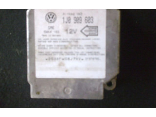 Блок управления надувных подушек    Skoda Octavia Mk2 (1Z)