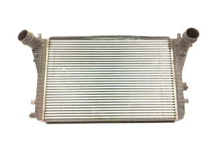 Интеркулер 1K0145803 Volkswagen Golf VI