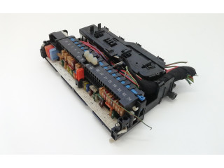 Блок предохранителей 8364540, 8364540   BMW X3 E83    