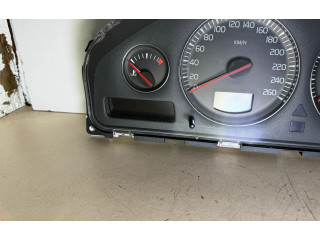 Панель приборов 30682277, 8602885   Volvo V70       