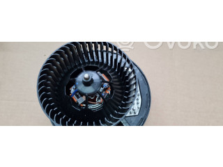 Вентилятор печки 5Q1819021H, M035981W Audi Q3 F3