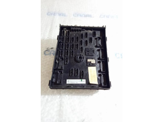 Pojistková skříňka 49226164 Volkswagen PASSAT