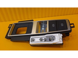 Отделка рычага переключения передач (пластиковая)