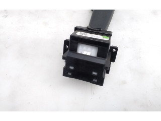 Ручка стеклоочистителей 31456038   Volvo S60