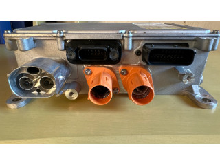 Преобразователь напряжения