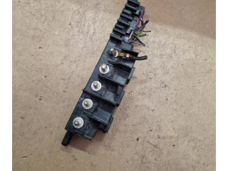 Блок предохранителей  8L0941822A, 896083000   Audi A3 S3 8P    