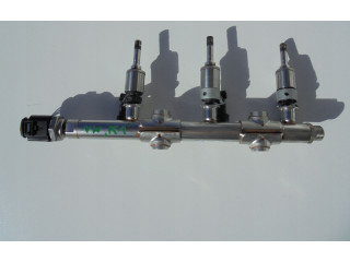 Vstřikovací lišta 04C133320F Volkswagen T-Roc