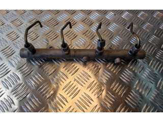 Vstřikovací lišta 057130089G Audi A8 S8 D3 4E BVN