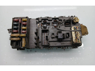 Блок предохранителей MR228760, 2323006072 Mitsubishi Colt