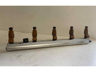 Топливная рампа 9186942, 9186340 Volvo S80