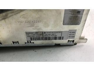 Радио/ проигрыватель CD/DVD / навигация