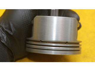  Поршень с шатуном  83L38  Volvo S60  