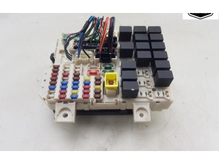 Блок предохранителей MN108319, MN108319 Mitsubishi Colt