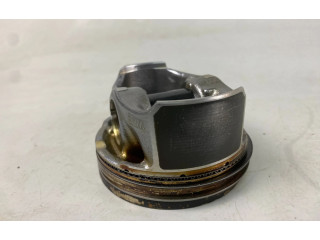  Поршень DNUE 06KBG, 82.435  Audi A3 S3 8V  