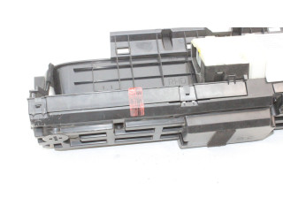 Přístrojová deska Toyota Prius (XW30) 2012 83800473504