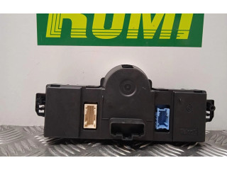 Блок управления климат-контролем 8200296683 Renault Clio I