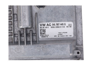 Блок управления двигателя 04L907445G   Skoda Karoq