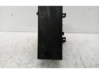 Pojistková skříňka 63564624 Nissan Navara 2011