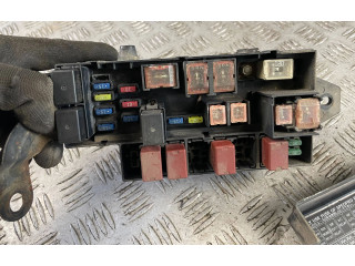Блок предохранителей 82231SA500, MB500100B Subaru Forester SG