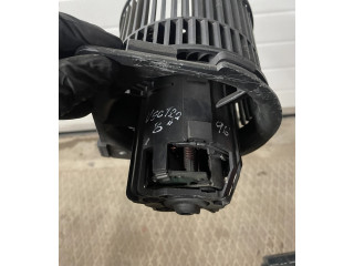 Вентилятор печки 653731J, P00653721 Opel Vectra B