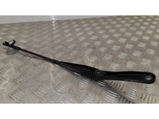 Ножка стеклоочистителей лобового стекла