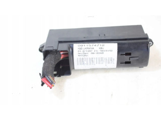 Блок предохранителей Volkswagen Caddy