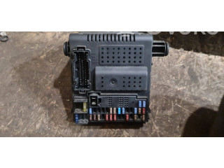 Блок управления двигателя 30682981   Volvo S80