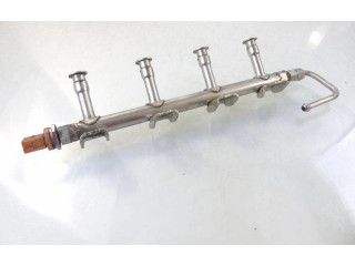 Топливная рампа 03F133320C Audi A1 для двигателя CBZ