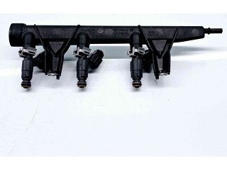 Топливная рампа Peugeot 2008 I