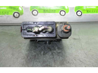 Блок управления 8652021180, 018010951   Peugeot Partner