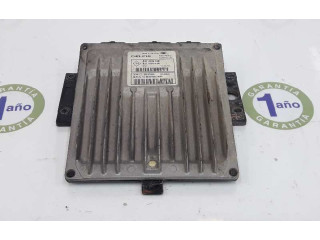 Блок управления двигателя 8201002106, 8201083336   Dacia Duster