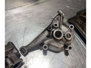 Масляный насос om606 6061810120, 6061810140 Mercedes-Benz E W124