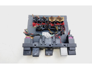 Блок предохранителей 3C0937049E   Volkswagen Jetta V    