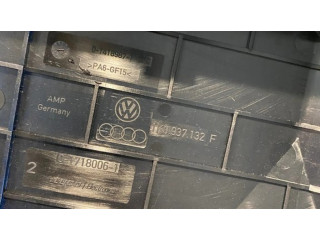 Крышка блока предохранителей 1K0937132F, 014189871 Audi A3 S3 8P