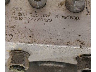 Блок АБС 51792630   Alfa Romeo  GT   -  года