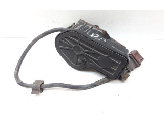 Моторчик стеклоочистителя 0390206951    Volvo S70  V70  V70 XC