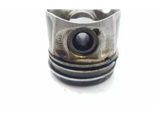  Поршень с шатуном  0628W2  Citroen C1 для бензинового двигателя 1.0