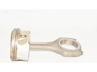 Píst NAN BMW 5 E60 E61 pro benzínový motor 2.0