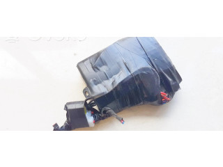 Блок управления Mitsubishi Colt