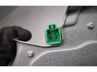 Моторчик заднего дворника 8253A011    Mitsubishi ASX