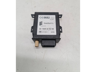 Блок управления 221000328200, 811819   Toyota Corolla Verso AR10