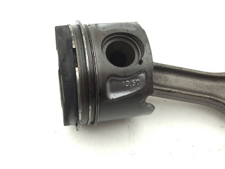 Поршень с шатуном M15746 D Maserati Ghibli