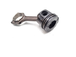 Píst 199B1.000 Alfa Romeo Mito 199B1.000