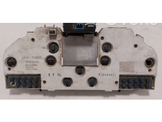 Панель приборов 9472523, 69294240T   Volvo V70       