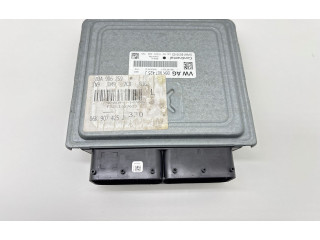 Блок управления двигателя 06K907425J, 5WA1803002   Audi Q3 F3