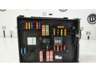 Блок предохранителей 1K0937118 Skoda Superb B6 (3T)