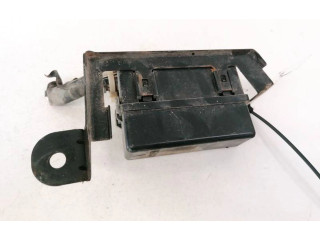 Блок предохранителей     Subaru Forester SH    