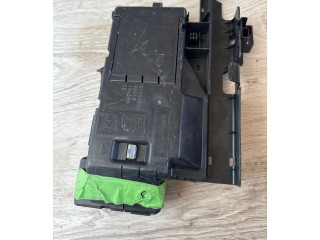 Блок предохранителей 31450529   Volvo XC90    