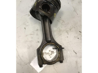 Píst BMW 1 E81 E87 pro naftový motor 2.0